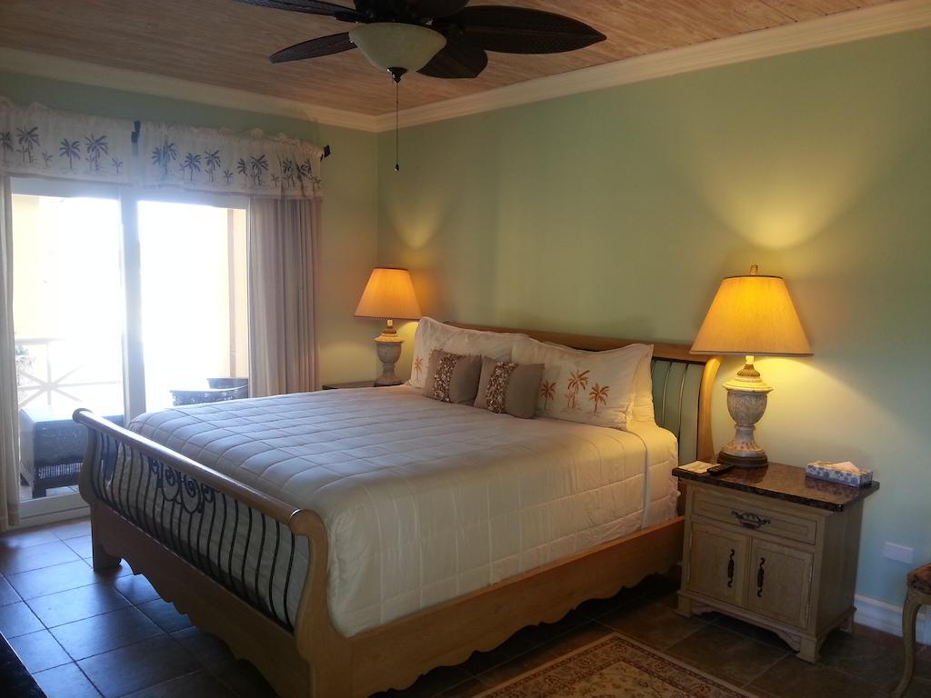 Hotel Augusta Bay Bahamas, Exuma à George Town Extérieur photo